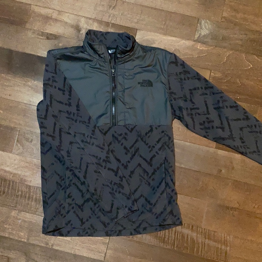 The North Face Quater-Zip Pullover